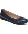 Lifestride Abigail Flat In Navy Smooth/lizard Faux Leather