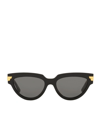 Bottega Veneta Round Sunglasses In Black