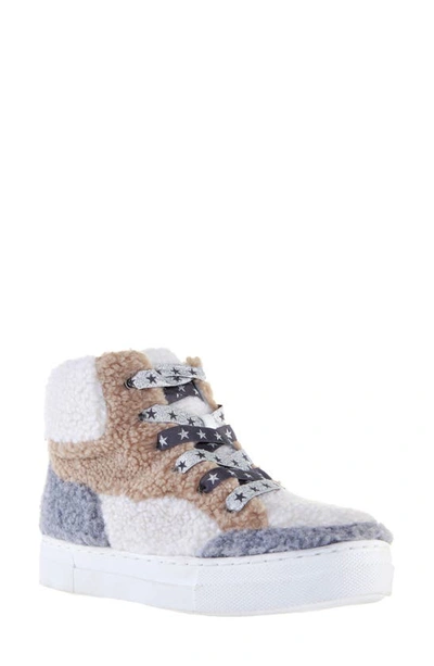 Nina Kids' Anwen Faux Shearling Sneaker In Tan Metallic Sherpa