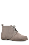 White Mountain Auburn Chukka Boot In Taupe Suede