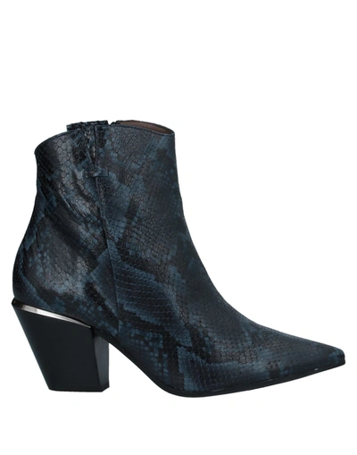 Pedro Miralles Ankle Boots In Dark Blue