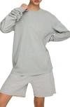 Good American Essential Long Sleeve Crewneck Top In Quarry001