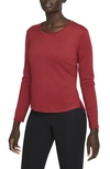 Nike Therma-fit One Women's Long-sleeve Top In Pomegranate/ Black