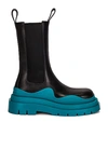 Bottega Veneta Tire Leather Chelsea Boots In Black & Blaster