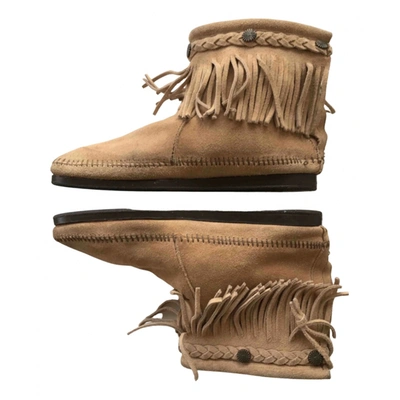 Pre-owned Minnetonka Ankle Boots In Beige