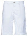 Simon Venäjän Shorts & Bermuda Shorts In White