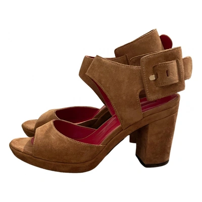Pre-owned Cesare Paciotti Leather Sandals In Camel