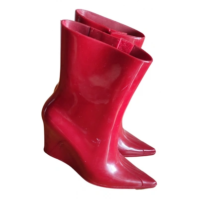 Pre-owned Melissa Ankle Boots In Red