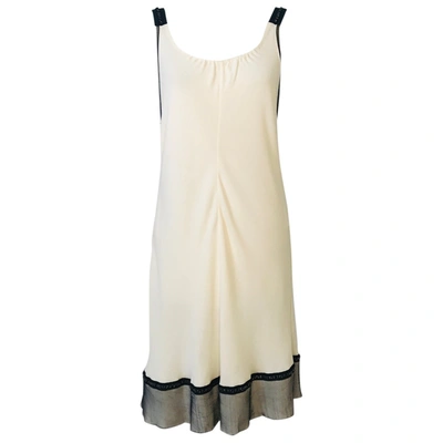 Pre-owned Alessandro Dell'acqua Silk Mid-length Dress In White
