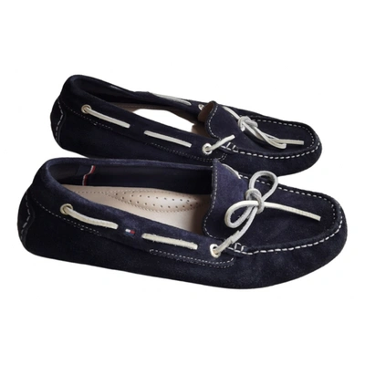 Pre-owned Tommy Hilfiger Flats In Blue