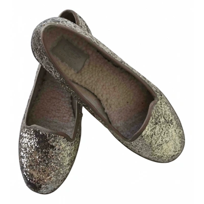 Pre-owned Ugg Glitter Flats In Gold