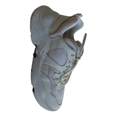Pre-owned Schutz Leather Trainers In White