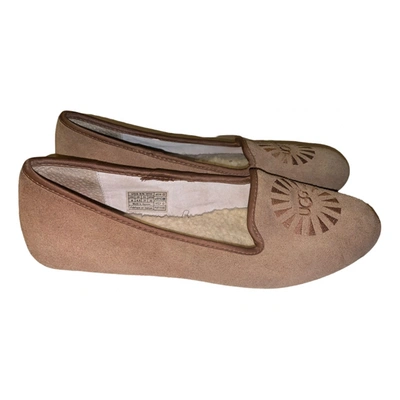 Pre-owned Ugg Ballet Flats In Camel