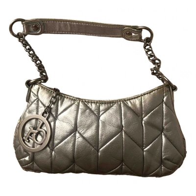 Pre-owned Roccobarocco Leather Clutch Bag In Silver