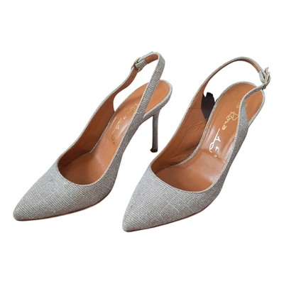 Pre-owned Via Roma Xv Leather Heels In Silver
