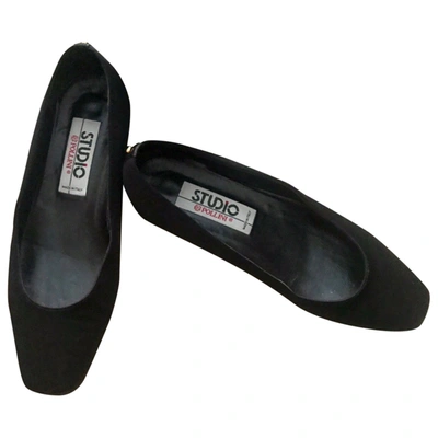 Pre-owned Pollini Cloth Ballet Flats In Black