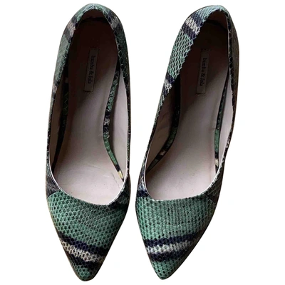 Pre-owned Bimba Y Lola Leather Heels In Green