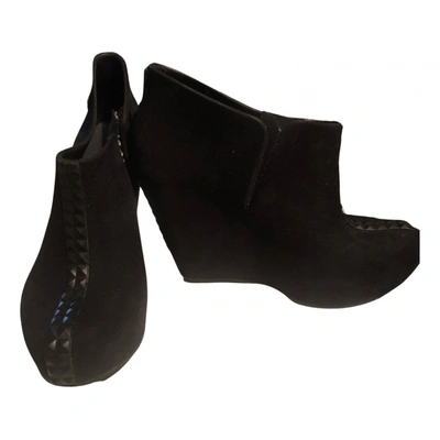 Pre-owned Melissa Ankle Boots In Black