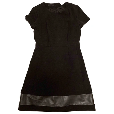 Pre-owned Pinko Mid-length Dress In Black