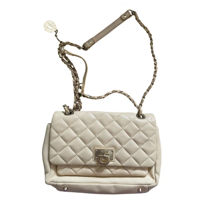 Pre-owned Dkny Leather Handbag In White
