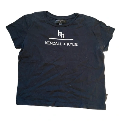 Pre-owned Kendall + Kylie T-shirt In Black