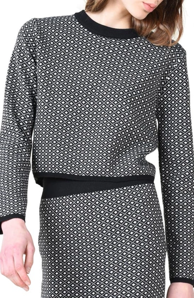 Molly Bracken Diamond Pattern Crewneck Sweater In Black