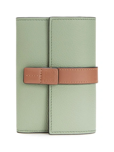 Loewe Small Leather Vertical Wallet In Rosemary/tan