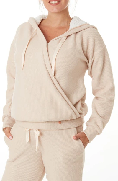 Cache Coeur Sweet Home Maternity/nursing Hoodie In Oats