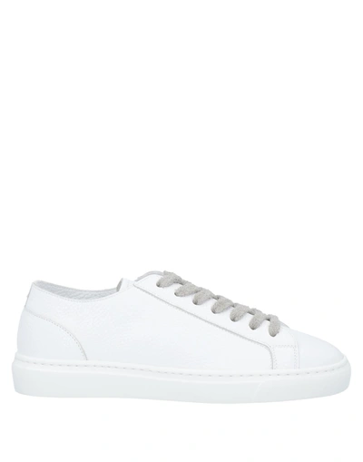 Doucal's Sneakers In White