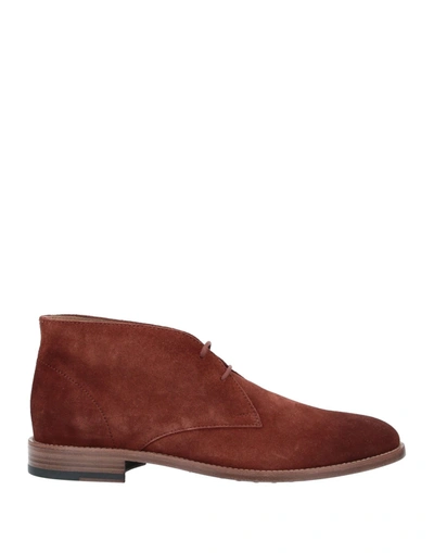 Tod's Ankle Boots In Brown