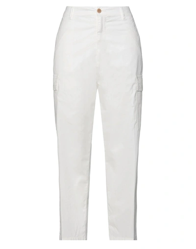 Skills & Genes Pants In White