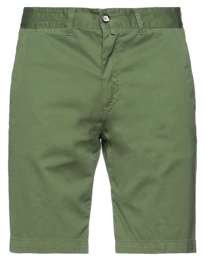Gabardine Man Shorts & Bermuda Shorts Green Size 36 Cotton