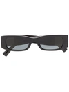 Valentino Black Thin Rectangular Sunglasses In Schwarz