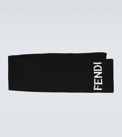 Fendi Mens Nero Bianco Brand-pattern Purl-knit Wool Scarf In Noir