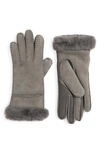 Ugg Seamed Touchscreen Shearling-lined Gloves In Metal