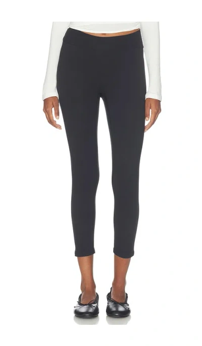 437 The Cropped Legging In Black