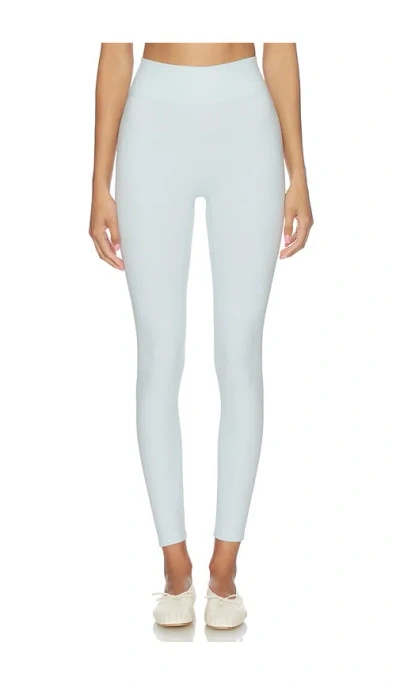 437 THE ESSENTIALS LEGGING