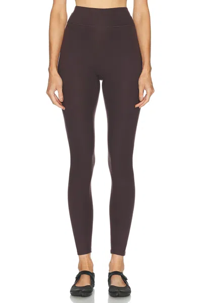 437 The Essentials Legging In Brown