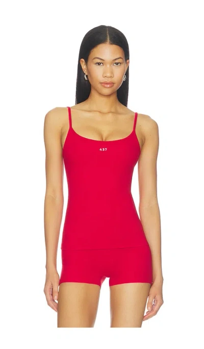 437 The Minimalist Tank Top In Scarlet