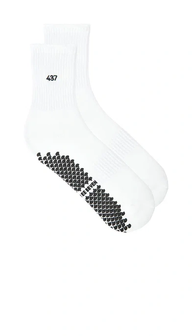 437 The Reformer Socks In White