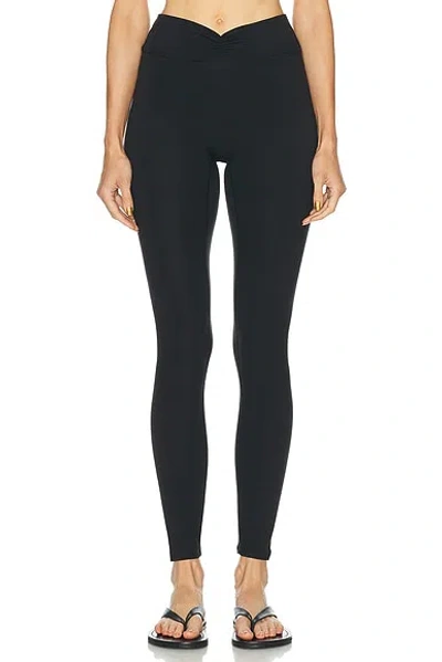 437 The Scrunch Legging In Black