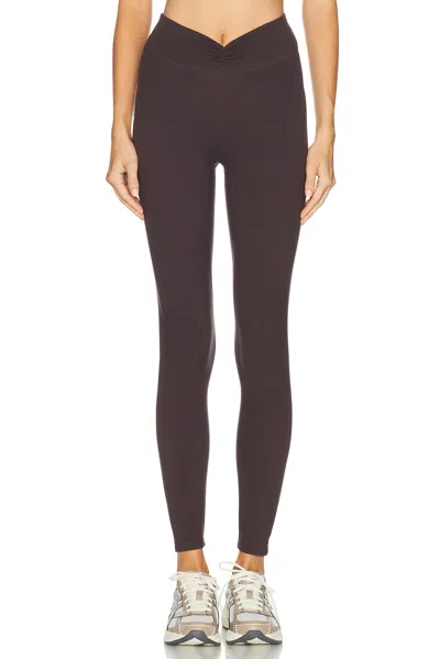 437 The Scrunch Legging In Brown
