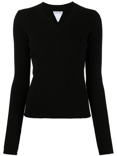 Bottega Veneta Relaxed-fit V-neck Wool-blend Jumper In Black