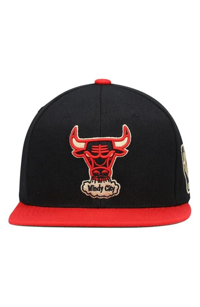 Mitchell & Ness Chicago Bulls Patch N Go Snapback Cap In Black