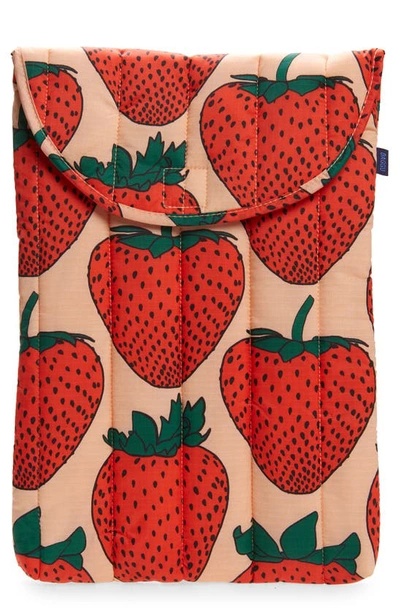 Baggu Puffy 16-inch Laptop Sleeve In Strawberry