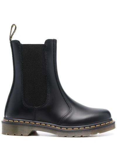 Dr. Martens' Smooth Chelsea Boots In 黑色