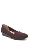 Lifestride Immy Wedge Loafer In Pinot Noir Fabric