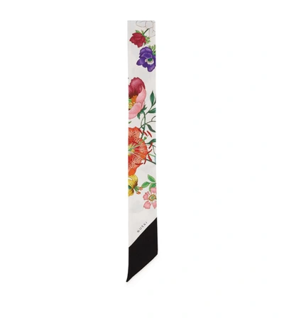 Gucci Flora Print Silk Twill Neck Bow In Weiss