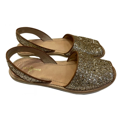 Pre-owned Carshoe Glitter Mules In Gold