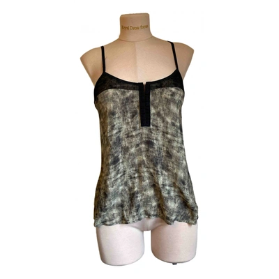 Pre-owned Ikks Camisole In Green